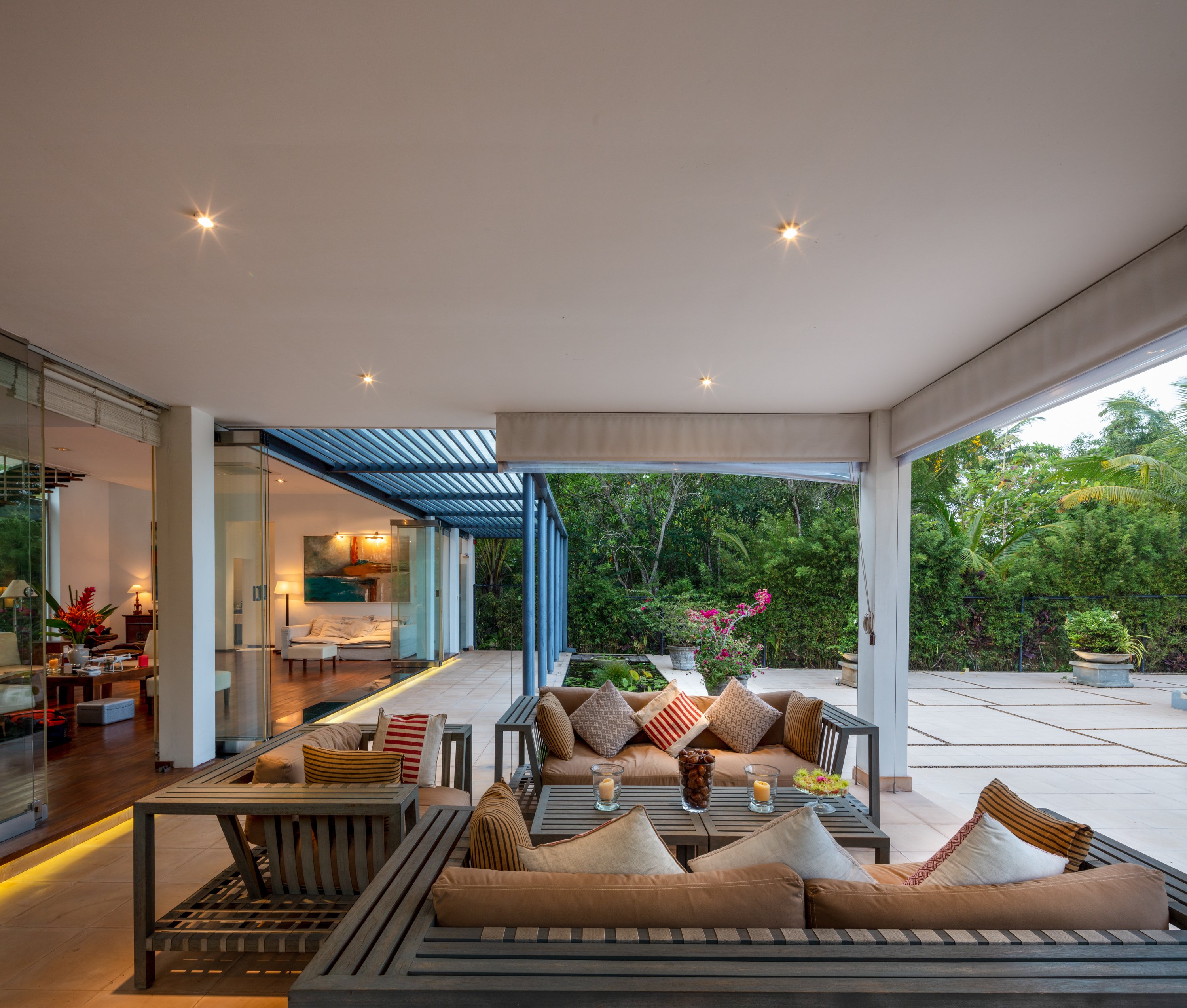 ARCHITECTURAL - RIVER HOUSE